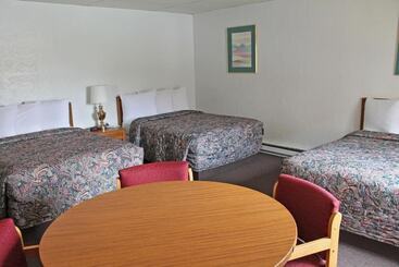 هتل Budget Host Crestview Inn