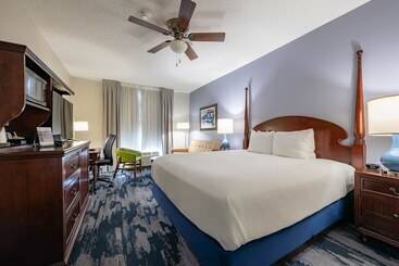 هتل Summerplace Inn