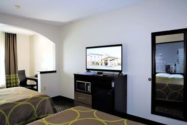 هتل Super 8 By Wyndham High Point/greensboro