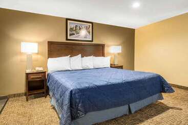 مُتل Rodeway Inn Lyons  La Grange