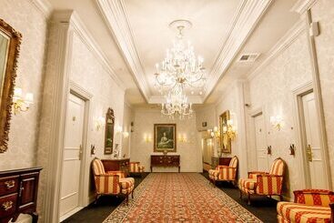 The Bristol Hotel Campbell San Jose
