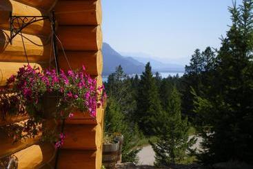 تختخواب و صبحانه The Lodge At Bella Vista