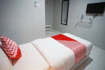 هتل Reddoorz At Sani Guest House Balikpapan