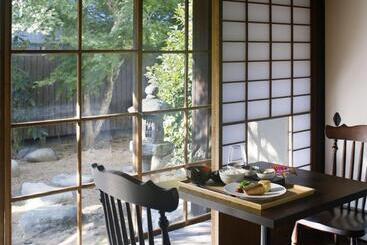 هتل Cultia Dazaifu
