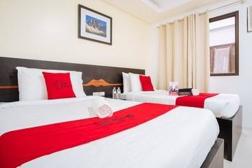 هتل Reddoorz Plus At Evangelista Street Makati