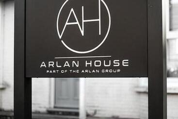 پانسیون Arlan House, Central Basingstoke