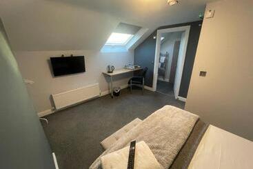 پانسیون Arlan House, Central Basingstoke