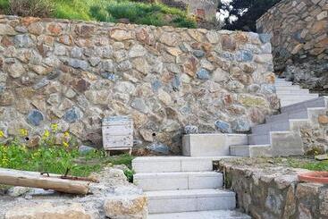 پانسیون Eternal Seaside House