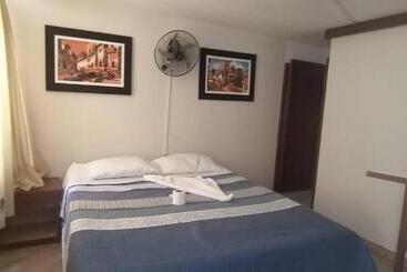پانسیون Hostal Turístico El Cajamarquez