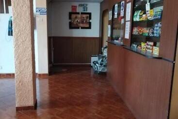 پانسیون Hostal Turístico El Cajamarquez