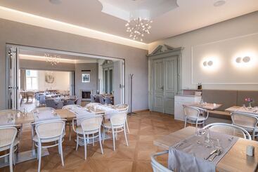 هتل Villa Rosenaw