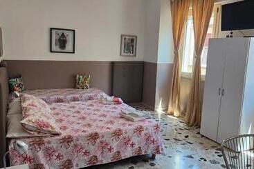 I Mori In Campidoglio Affitta Camere - Sant'Agata di Militello