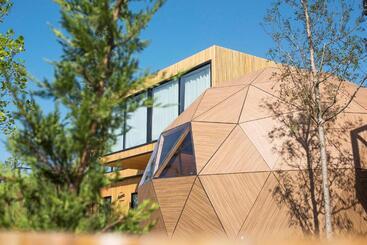 Moana Eco Surf House   Hostel