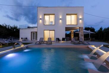 تختخواب و صبحانه Scissure Sea Suite