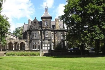 هتل Oxley Hall – Campus Residence