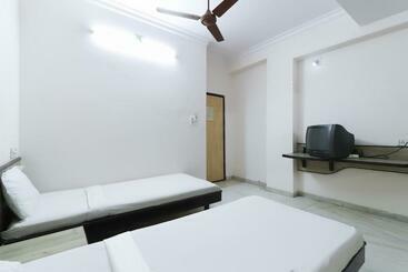 Spot On Hotel Geeta