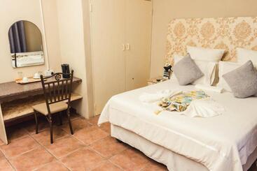پانسیون Apical Guesthouse