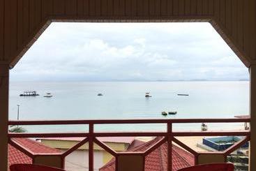 Villamas Perhentian Resort
