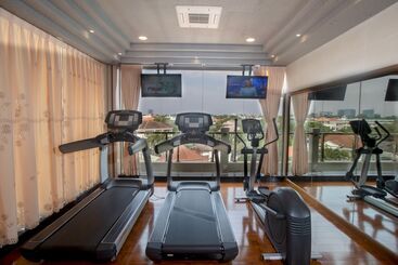 هتل Prestige Residences At Golden Valley By Grand United Hospitality