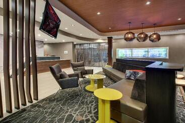 هتل Springhill Suites By Marriott Gulfport I10