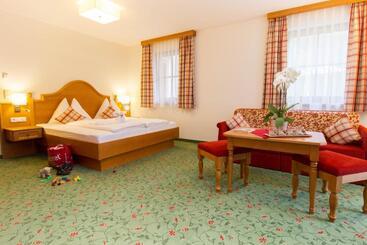Familienhotel Oberkarteis