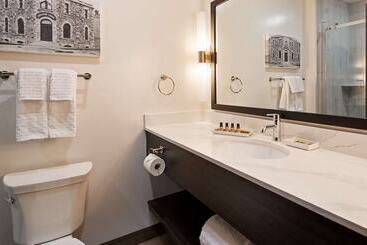 هتل Best Western Plus Morden