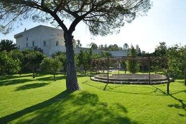هتل Masseria Trapana