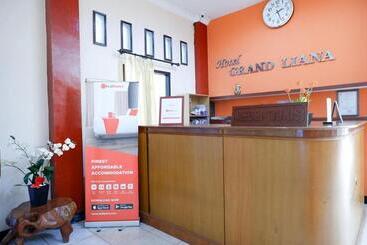 هتل Reddoorz Plus Near Stadion Wijaya Kusuma