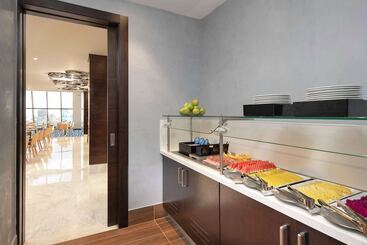 هتل Homewood Suites By Hilton Santo Domingo, Dominican Republic
