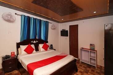 هتل Oyo 28838 Brv Resorts