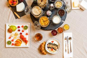 Chalet Diognysos B&b, Boutique