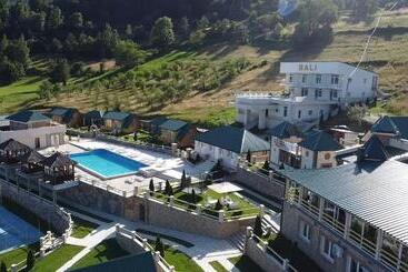 هتل Bali Mountain Resort Montenegro