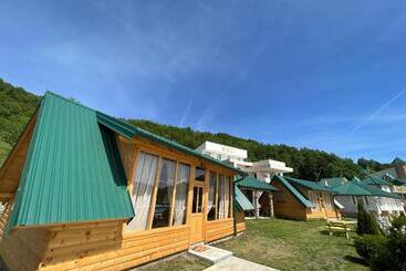 هتل Bali Mountain Resort Montenegro