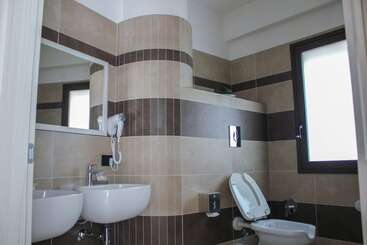 هتل La Giummara Rooms