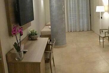 هتل La Giummara Rooms