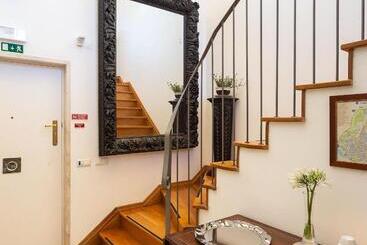 پانسیون Geronimo Guest House Belem