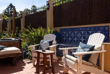 پانسیون Geronimo Guest House Belem