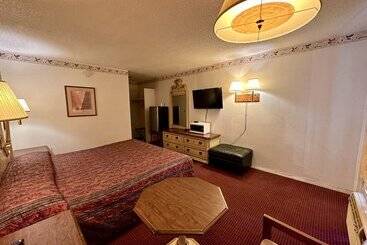 مُتل The Hastings Inn Salina