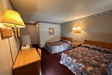 مُتل The Hastings Inn Salina