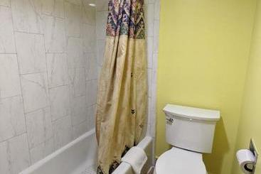 مُتل Great Plains Budget Inn