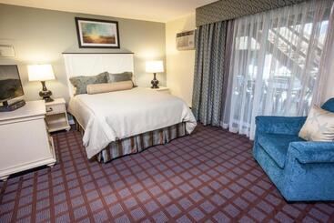 Cape Winds Resort