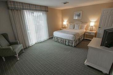 Cape Winds Resort