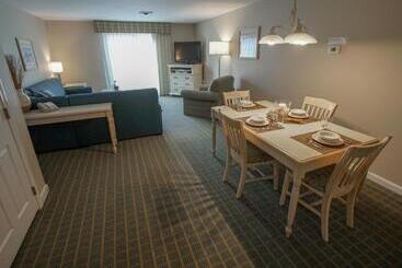 Cape Winds Resort