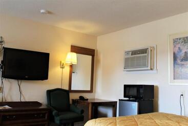 Cascades Motel   Chattanooga