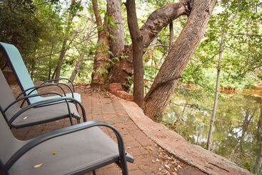 Cedars Resort
