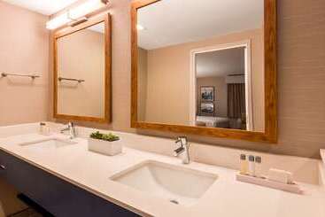 هتل Aiden By Best Western Cape Cod   West Yarmouth
