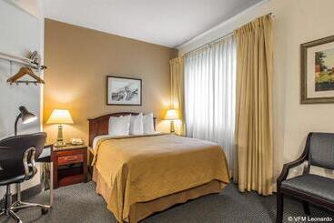 호텔 Beachfront Inn And Suites At Dana Point