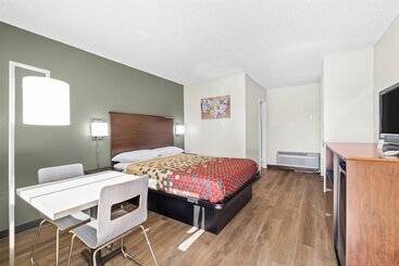 هتل Bend Inn & Suites