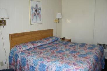 هتل Budget Inn