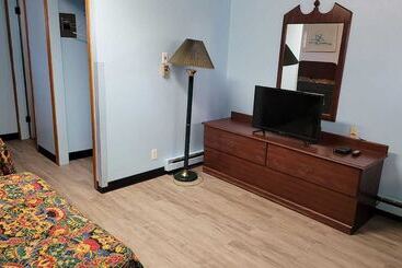 هتل Budget Inn